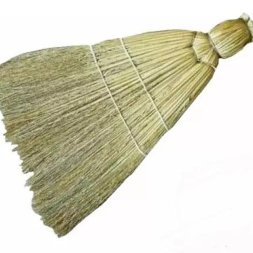 KIT COM  2 VASSOURAS CAIPIRA-REFORÇADA