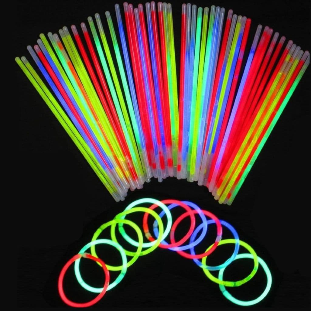 Kit com 100 Pulseiras Neon Alto Brilho Fluorescente Tubo Diversas Cores Brilha no Escuro
