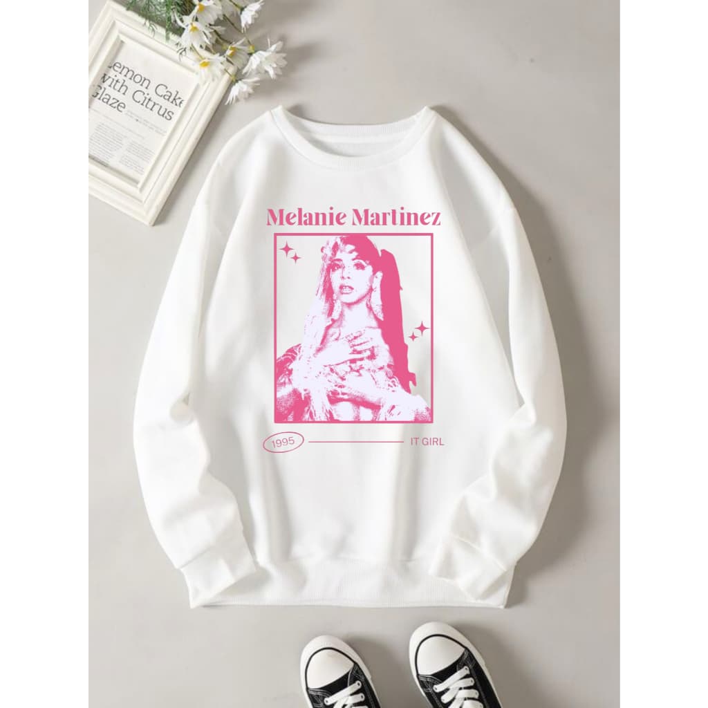 Moletom Melanie Martinez Cantora Indie Pop Pop Alternativo Unissex Cry Baby Musica Internacional Gola Careca Unissex