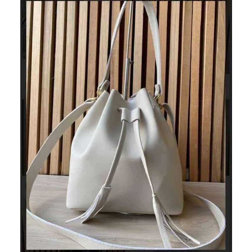 Bolsa stylo e praticidade