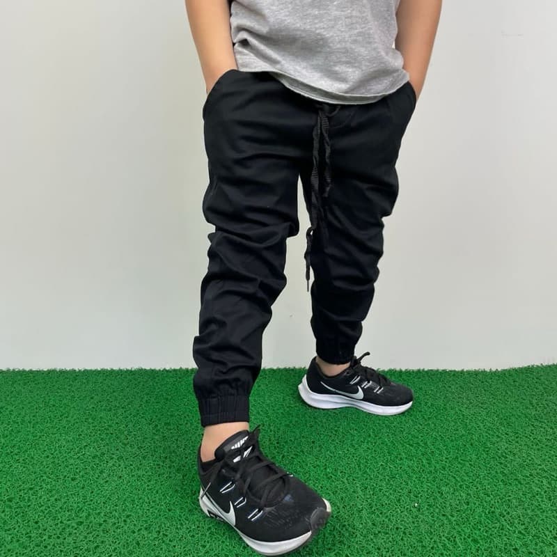 Calça Jogger Menino Infantil Sarja Preto 02 ao 16 anos