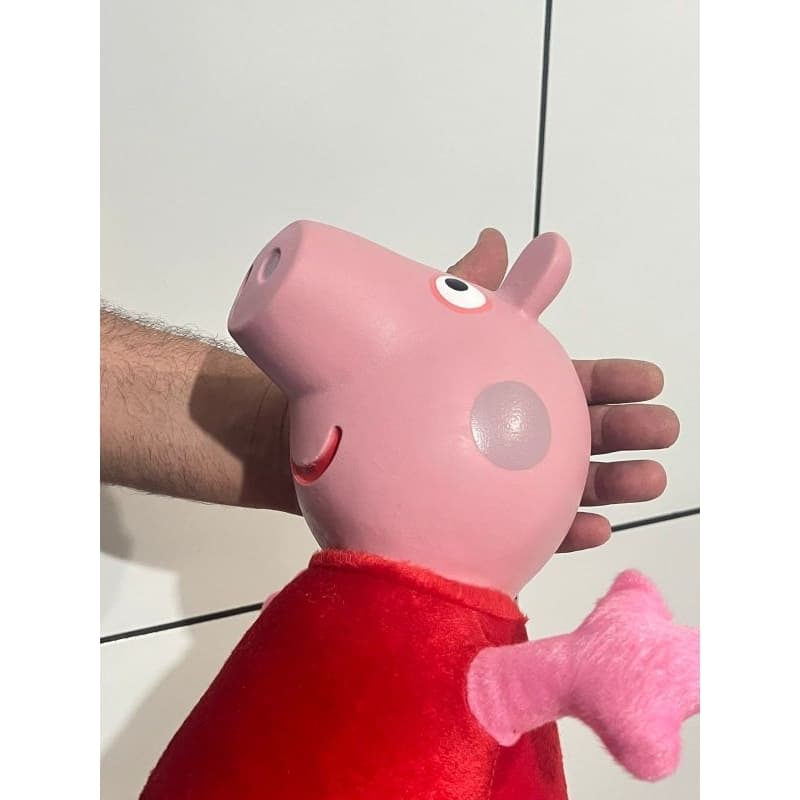 Boneca de pelúcia Peppa ping cabeça de borracha mede 40 cm grandona