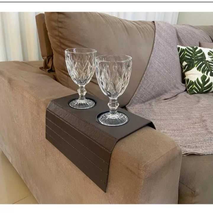 Esteira Bandeja Porta Copos Corino Para Braço Sofa
