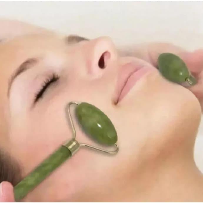 Rolo Pedra De Jade +placa Gua Sha Massagem Facial Anti Rugas Cor Verde-musgo