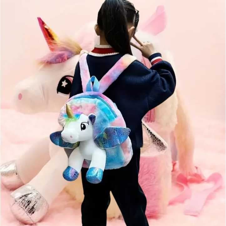 Mochila de pelucia fofa Bolsa infantil de passei