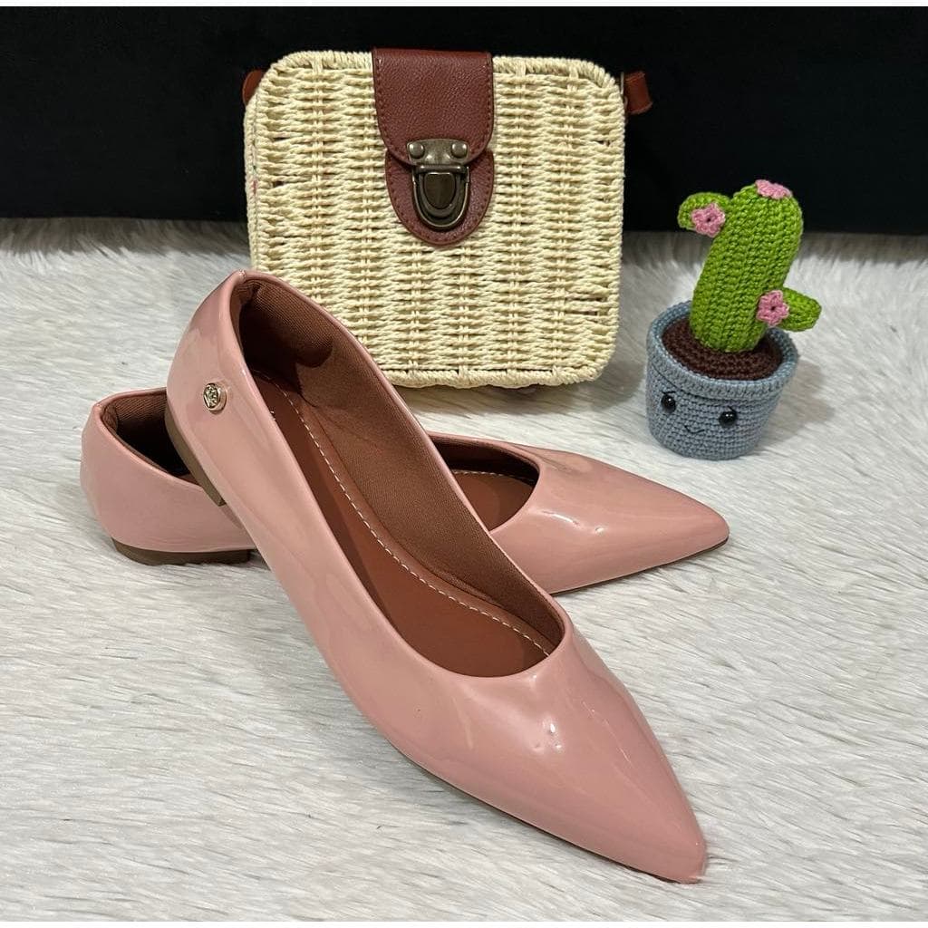 Sapatilha Feminina Bico Fino Verniz Conforto Basic Rosa