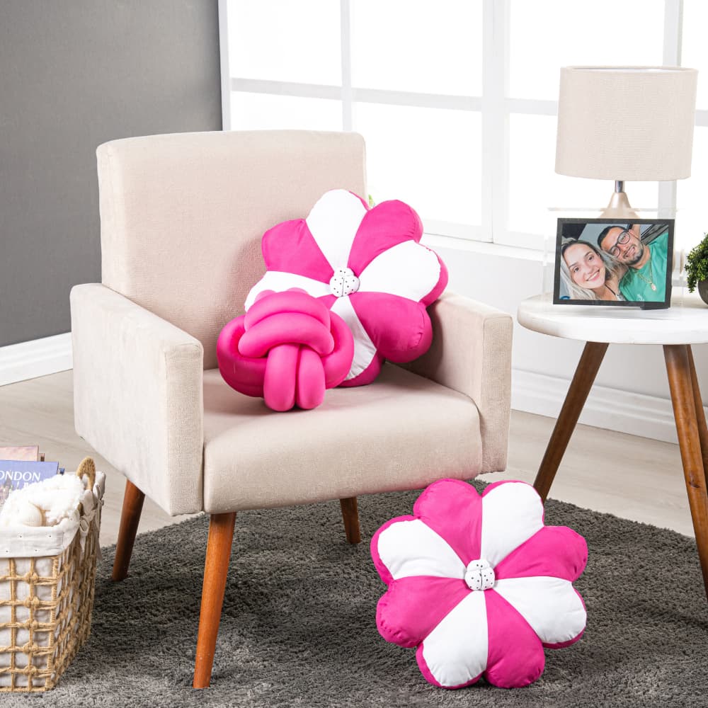 Kit 02 Almofadas Flor Decorativa mais uma Almofada Nozinho Luxo Premium- BELEZA E SOFISTICAÇÃO