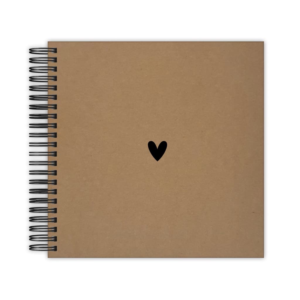Caderno para Fotos e Scrapbook Kraft 28x28cm Coração Espiral Preto