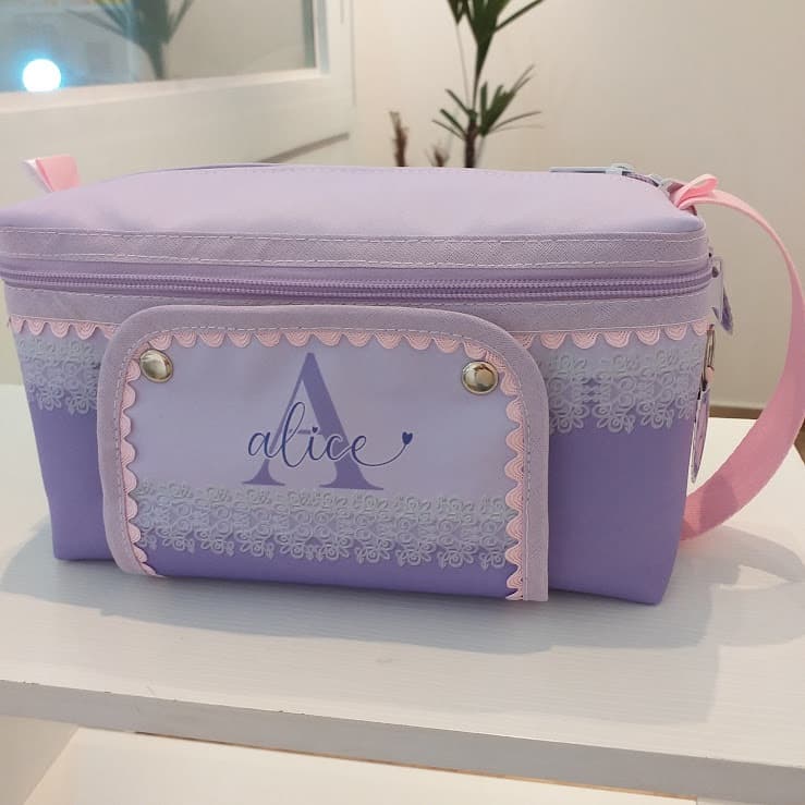 Organizador da Bolsa Maternidade - Nécessaire do Bebê - Porta Fraldas  - Mamãe e Bebê - Lilás/Renda