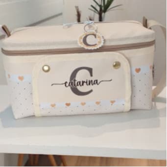 Nécessaire Porta Fraldas Maternidade - Higiene do Bebê - Cuidados com Bebê  - Personalizada - Bege