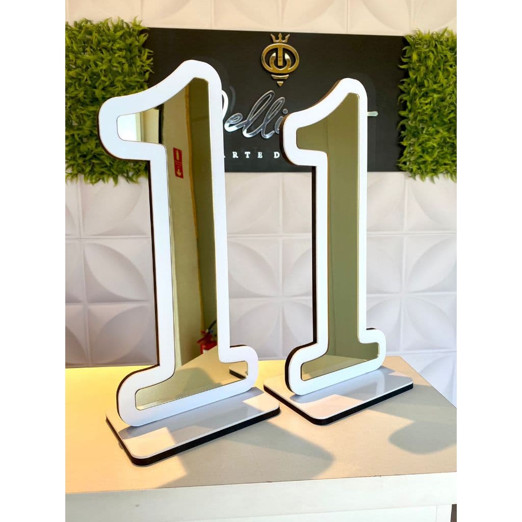 Numero de mesa/Chão decorativo para festa 35cm de altura