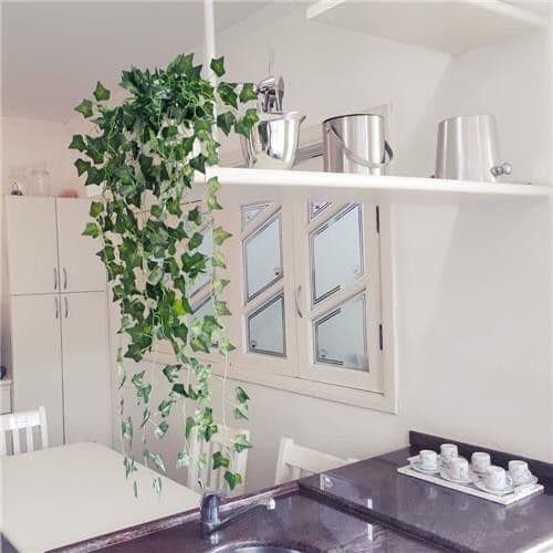 Kit 2 Arranjos Hera Semelhante A Natural  + Vaso Trançado Fibra Sintética planta Artificial Pendente Planta Caída