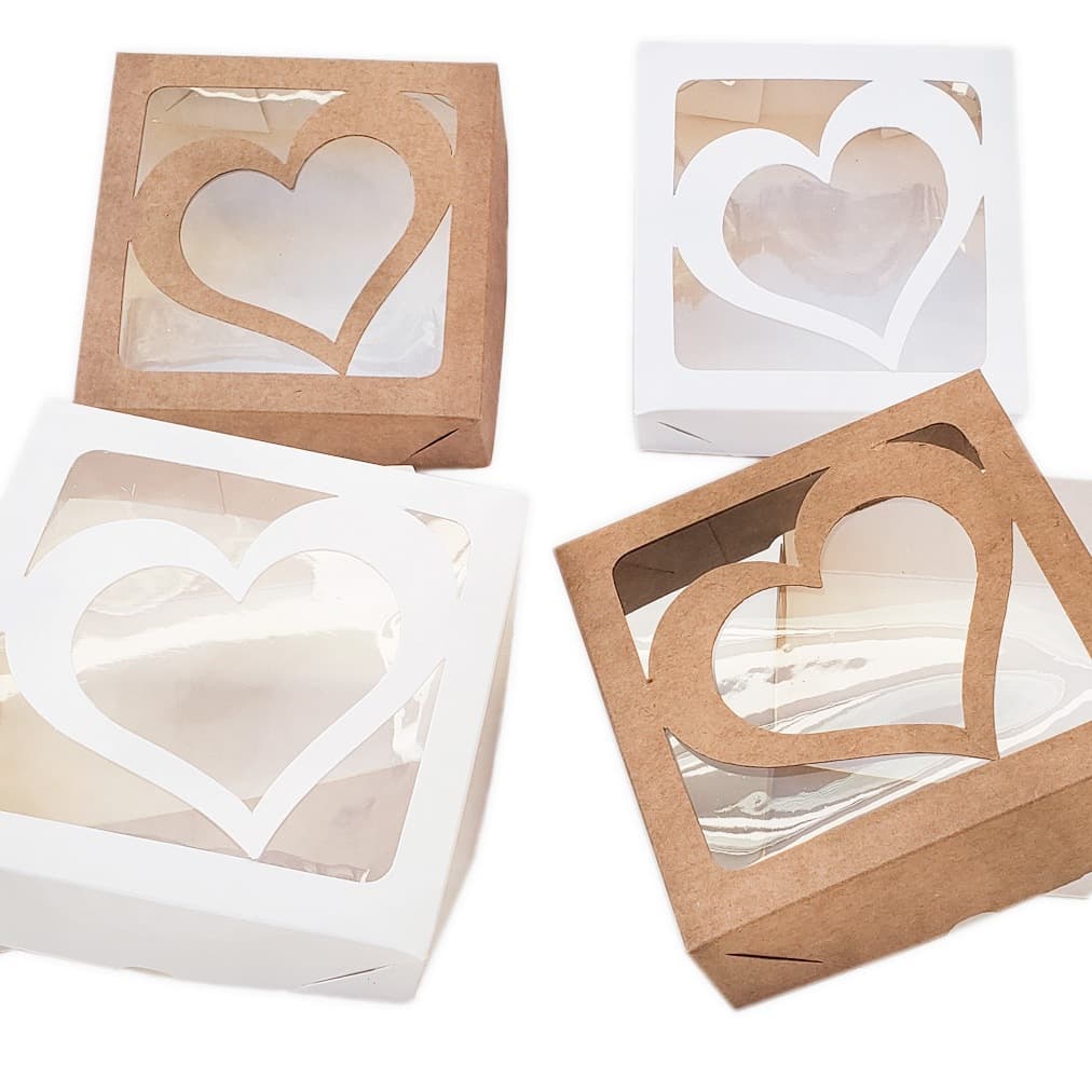 Caixas  com visor 12x12x4cm Branco ou Kraft. Para doces, artesanatos, lembrancinhas, presentes, 9 doces.