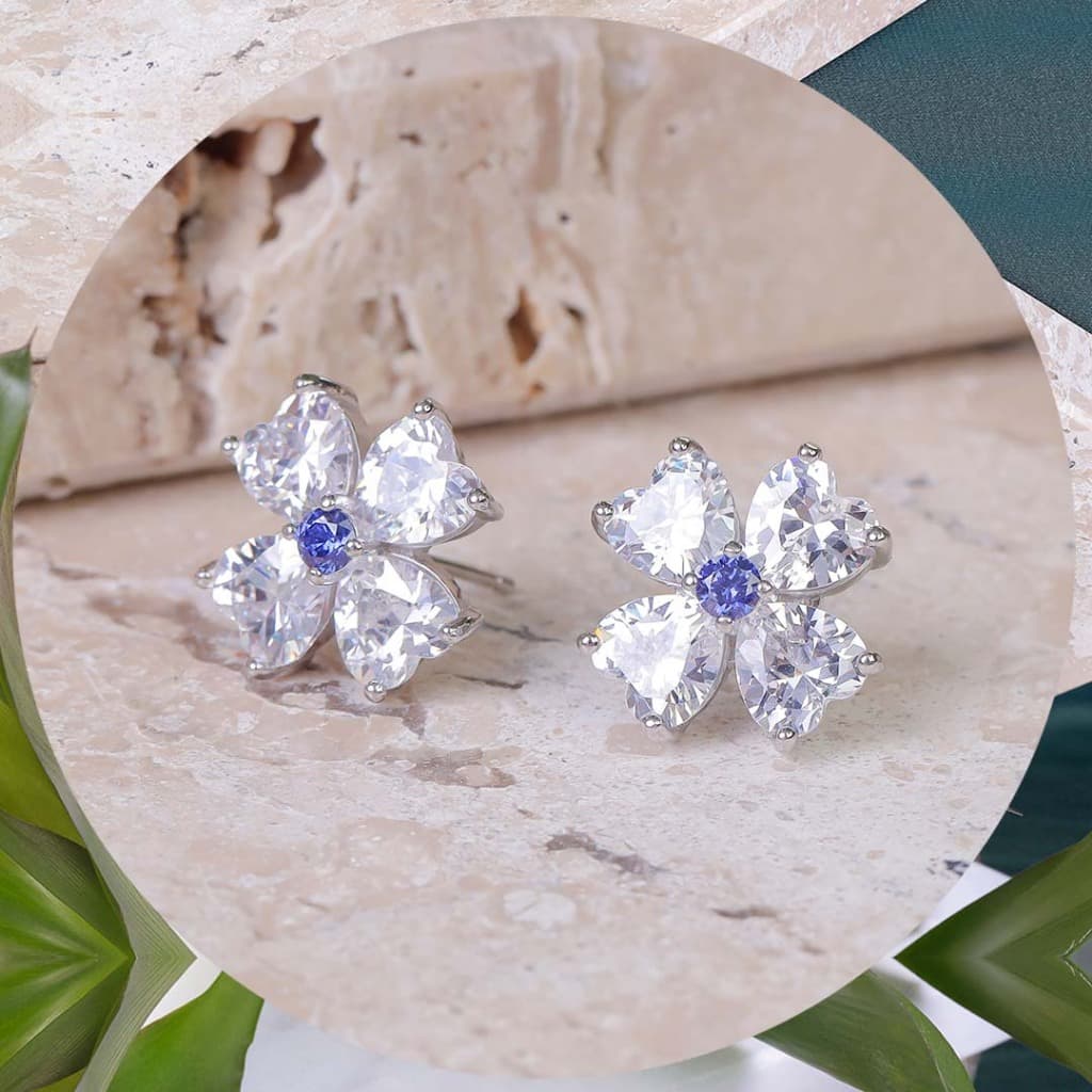 BRINCO TREVO CORACAO QUATRO PETALAS PEDRA CRISTAL EM PRATA 925