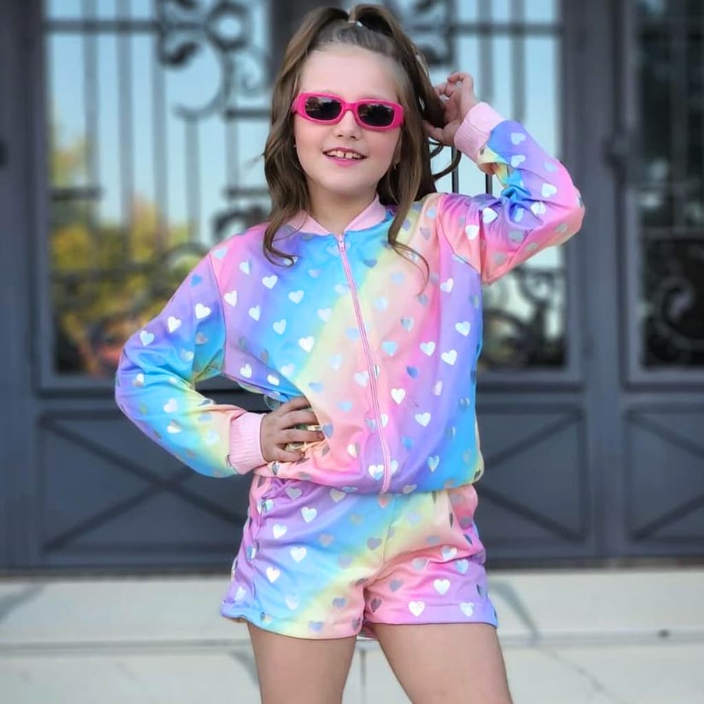 Conjunto Jaqueta Bomber e Shorts Infantil Holográfico Coração