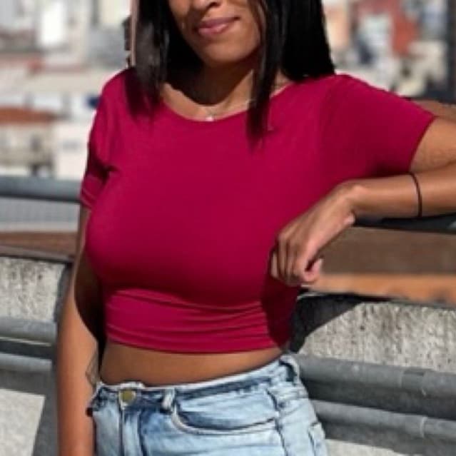 Cropped Costa nua | cropped básico | cropped aberto nas costas