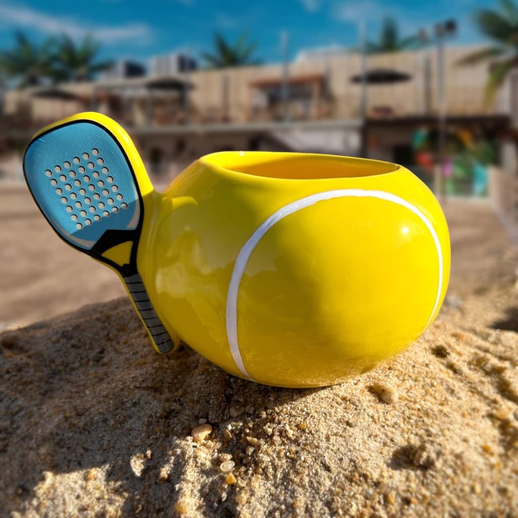 Caneca Beach Tênis Bola Cerâmica Presente Criativo Personalizada Divertida