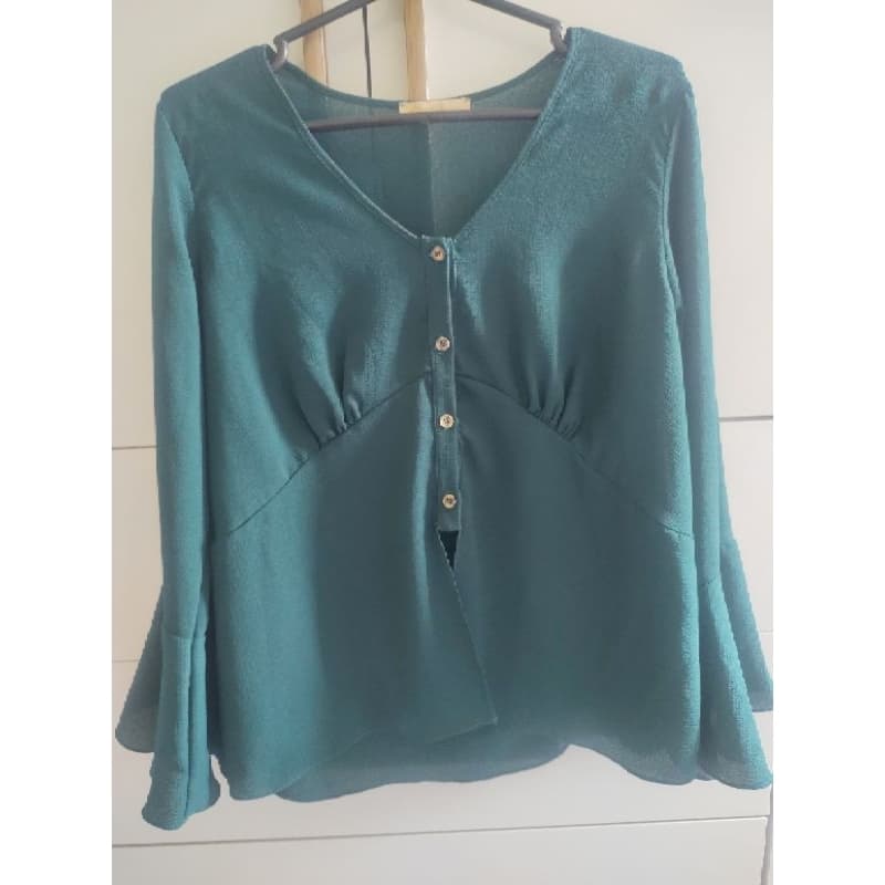 blusa feminina bata manga longa fresquinha M