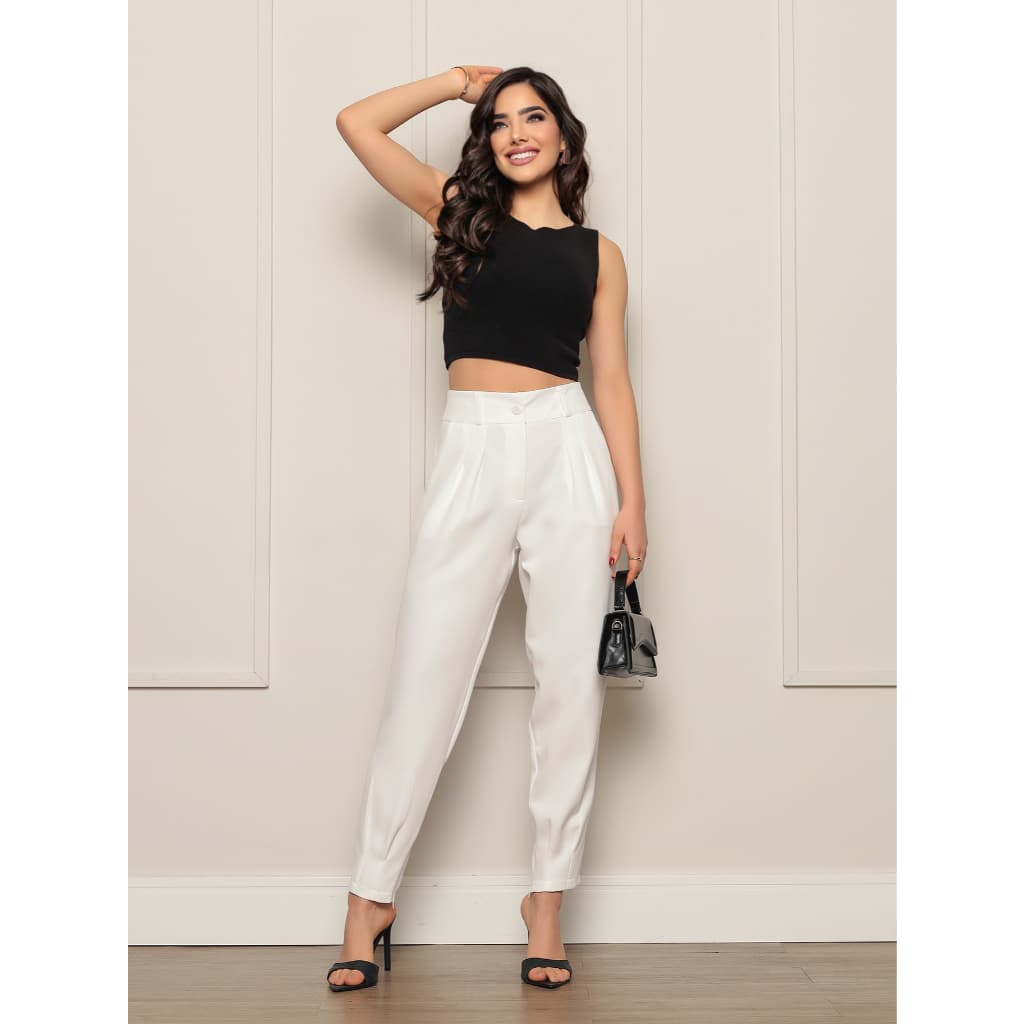 Calça feminino cenoura detalhes de dobrados com bolso e zíper alfaiataria 2024