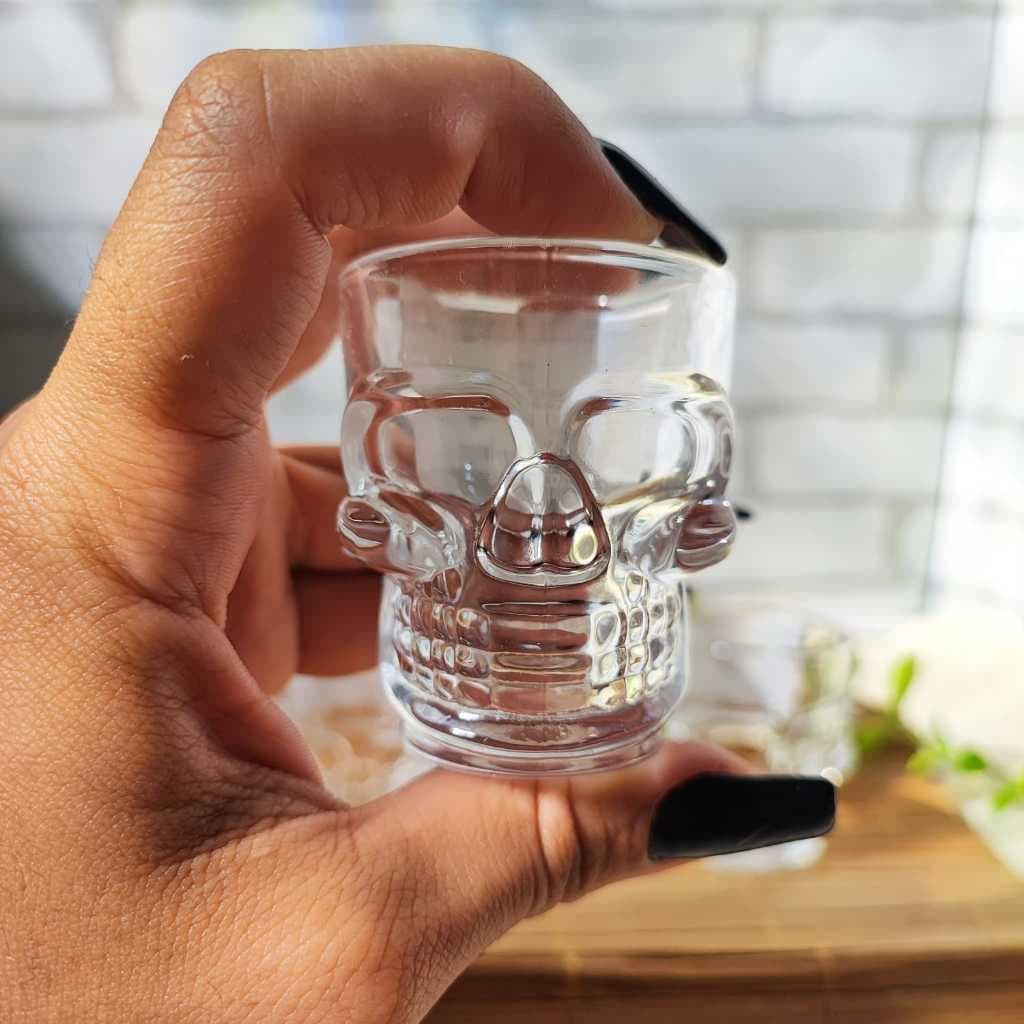 KIT 4 COPO DE SHOT DE VIDRO CAVEIRA ROCK STYLE 50ML - LYOR