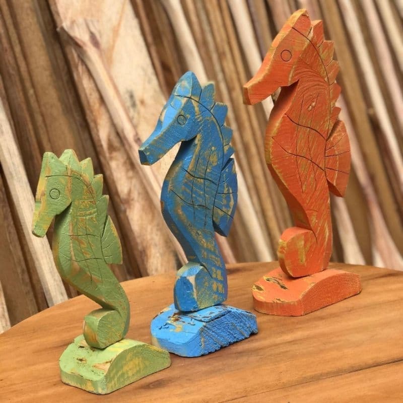 CAVALO MARINHO E BALEIA GRANDE 33 CM RÚSTICO DECORAÇÃO NÁUTICA ENFEITE CASA DE PRAIA