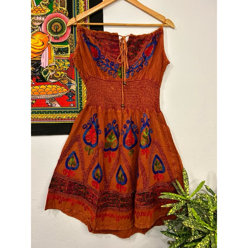Vestido Curto Indiano Hippie costas fechada