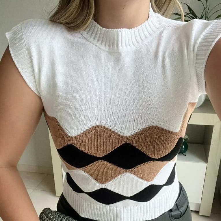 Cropped Feminino Tendência em Modal - Estilo Blogueirinha com Detalhes em Listras 3D e 3 Cores