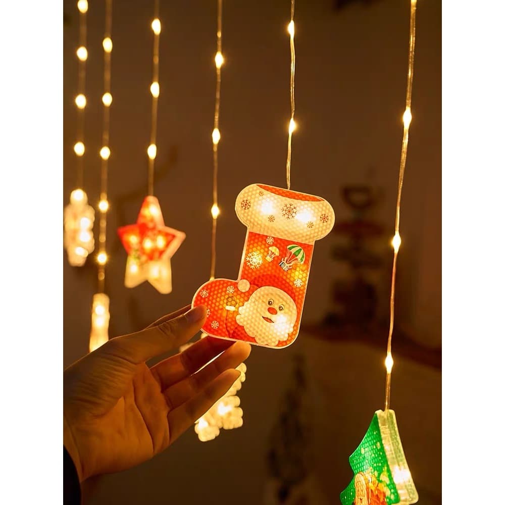 Pisca pisca natal Cascata 95 LEDs com figuras natalinas/11671