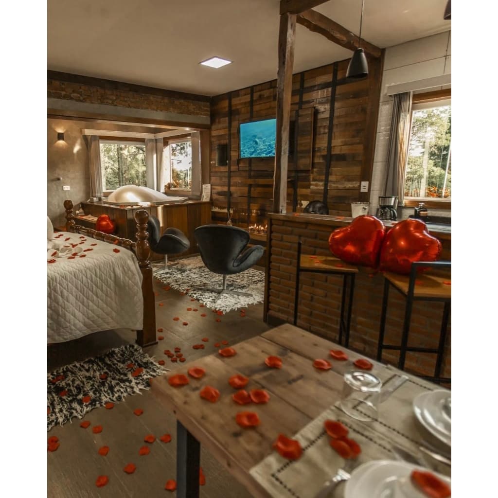 Kit Decoração Romântica dia dos Namorados 200 Pétalas de Rosas Artificiais + 4 Balões Coração + 4 Velas + Canudo
