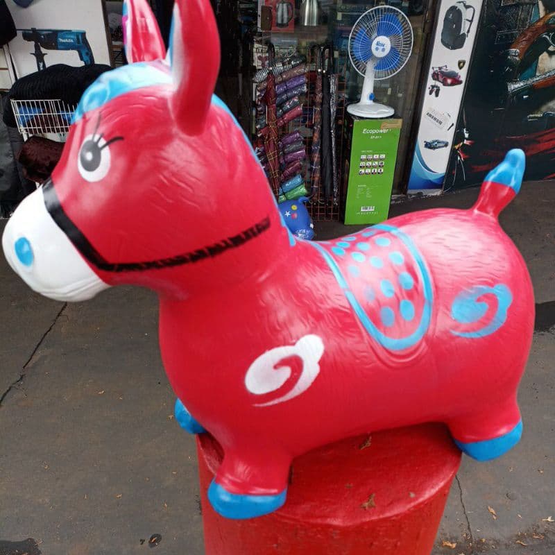 Poney  inflável