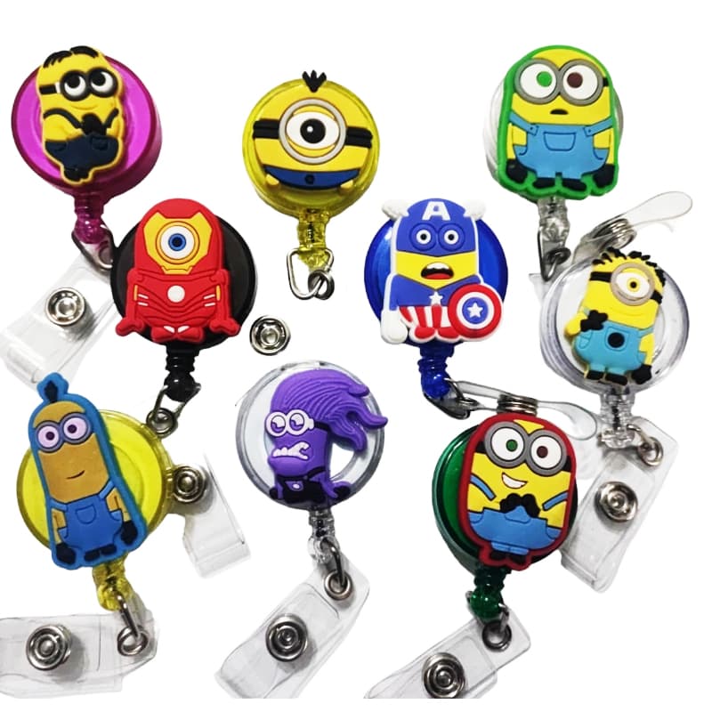 Porta Crachá Minions Presente Criativo Retrátil Roller Clip