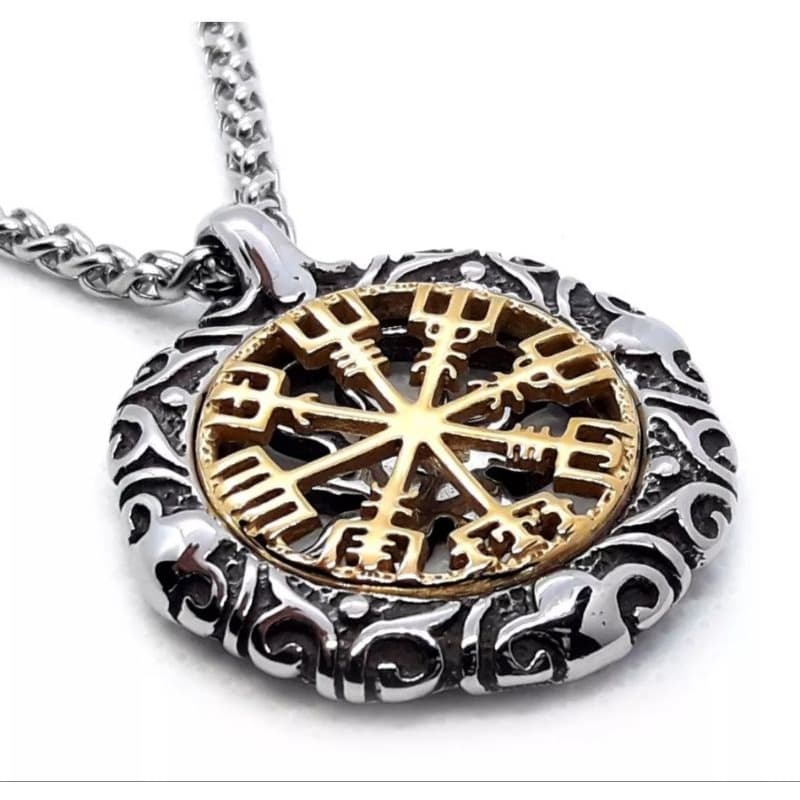 Cordão com Pingente Bússola Runas Nórdico Vegvisir Vikings