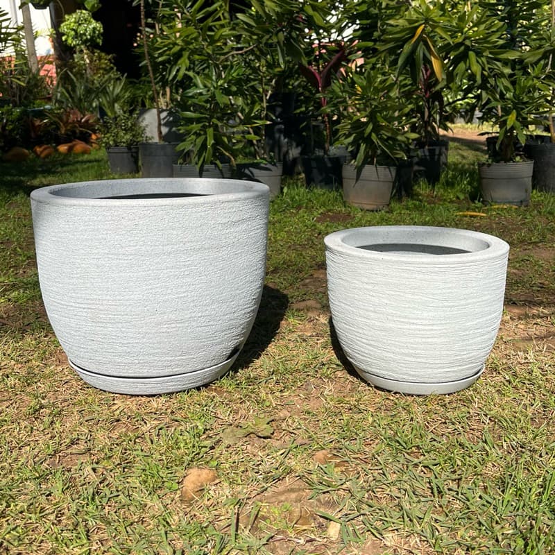 Kit 2 Vasos Polietileno para Plantas Decorativo Bojo Escovado com prato coletor N1 N2