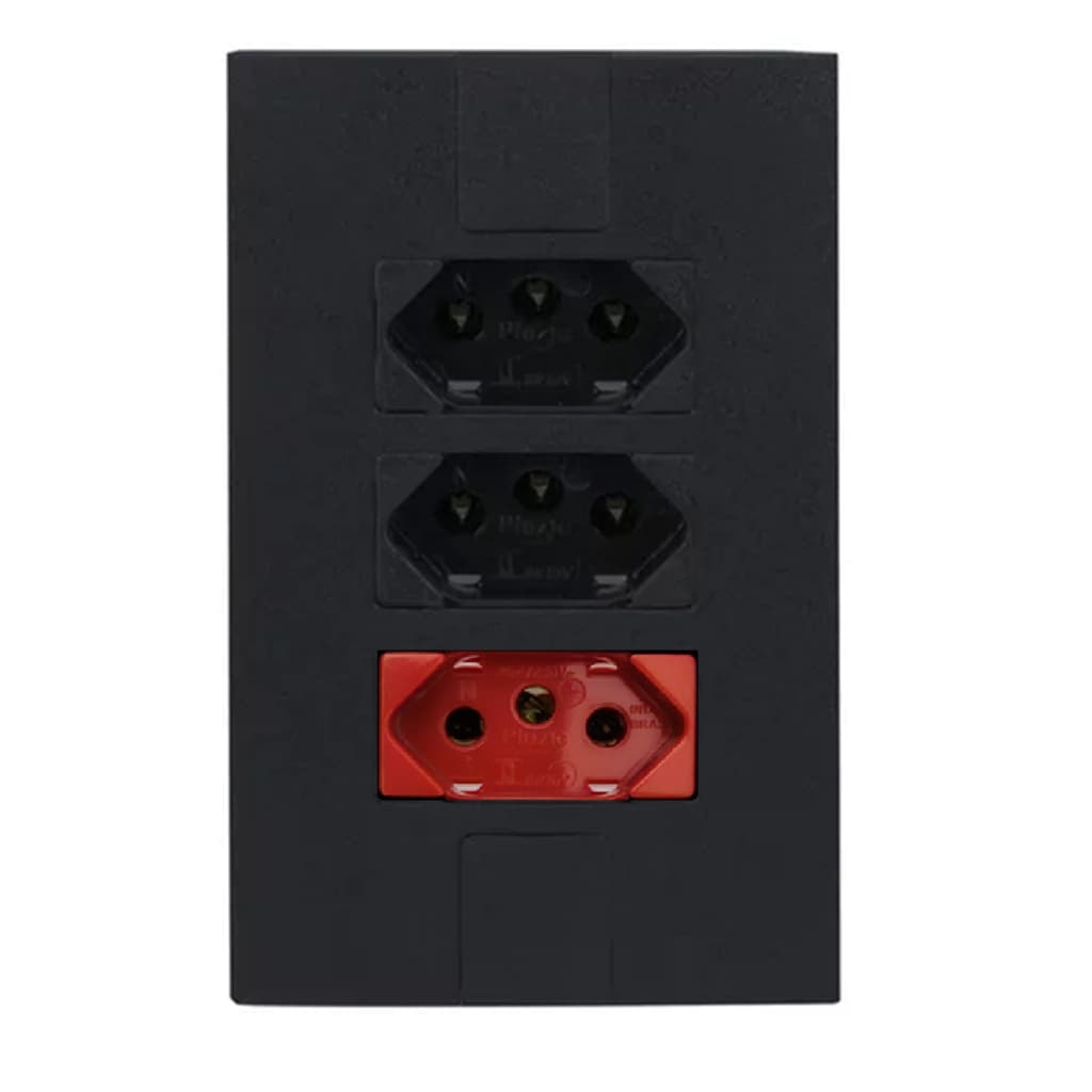 Tomada Tripla 1 Vermelha 20a + 1 Preta 10a + 1 Preta 20a 4x2 Pluzie