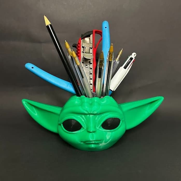Porta Treco Organizador De Mesa Escritório Caneta Lápis tema Yoda Star Wars