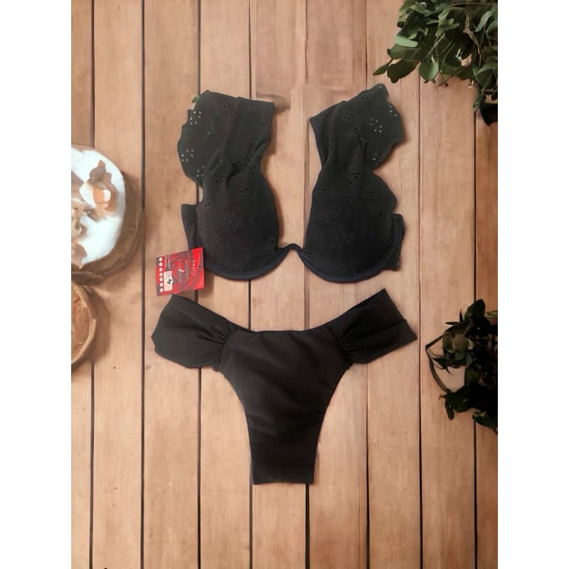 Biquíni Preto. Biquíni aro inteiro. Biquini babado no ombro