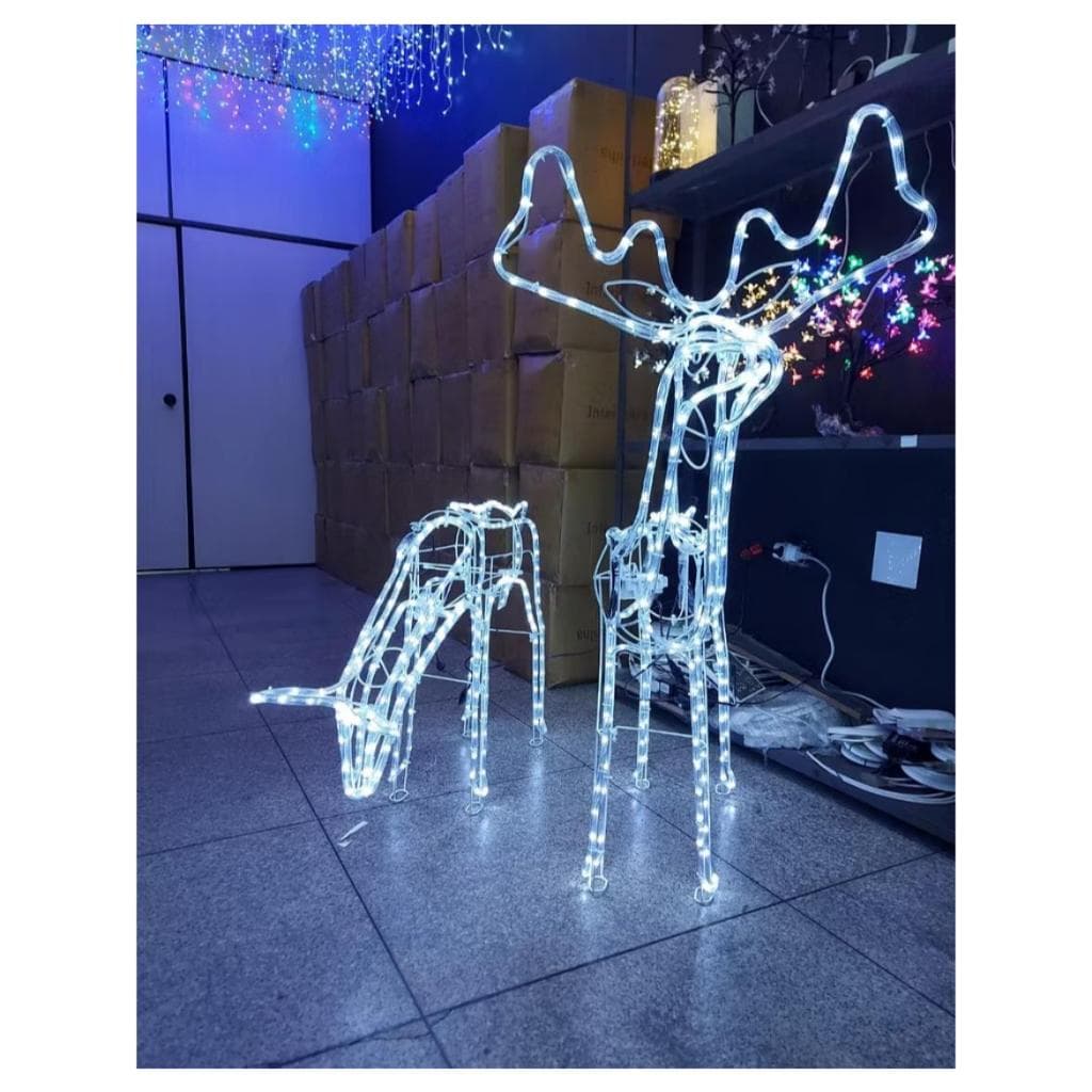 (Um Unidade)Arm. Rena fêmea Ou Macho grande mang.LED  movimento Bivolt