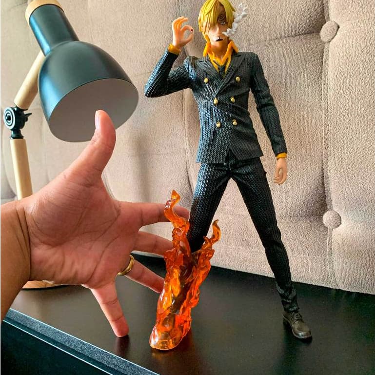 Action Figure vinsmoke Sanji One Piece 31,5cm