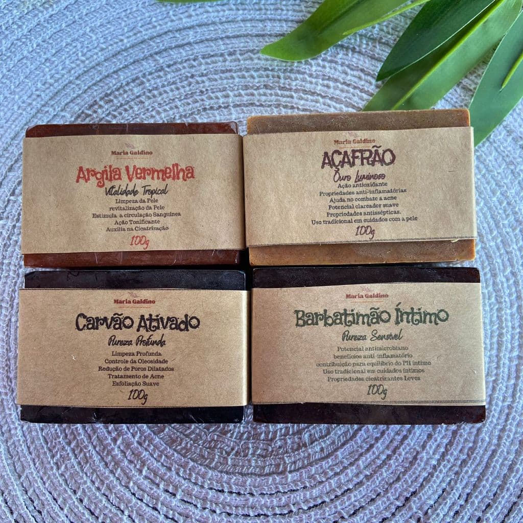 Kit 4 sabonetes Açafrão,Barbatimão,Carvão Ativado,argila,Rosa Mosqueta com Argila Vermelha