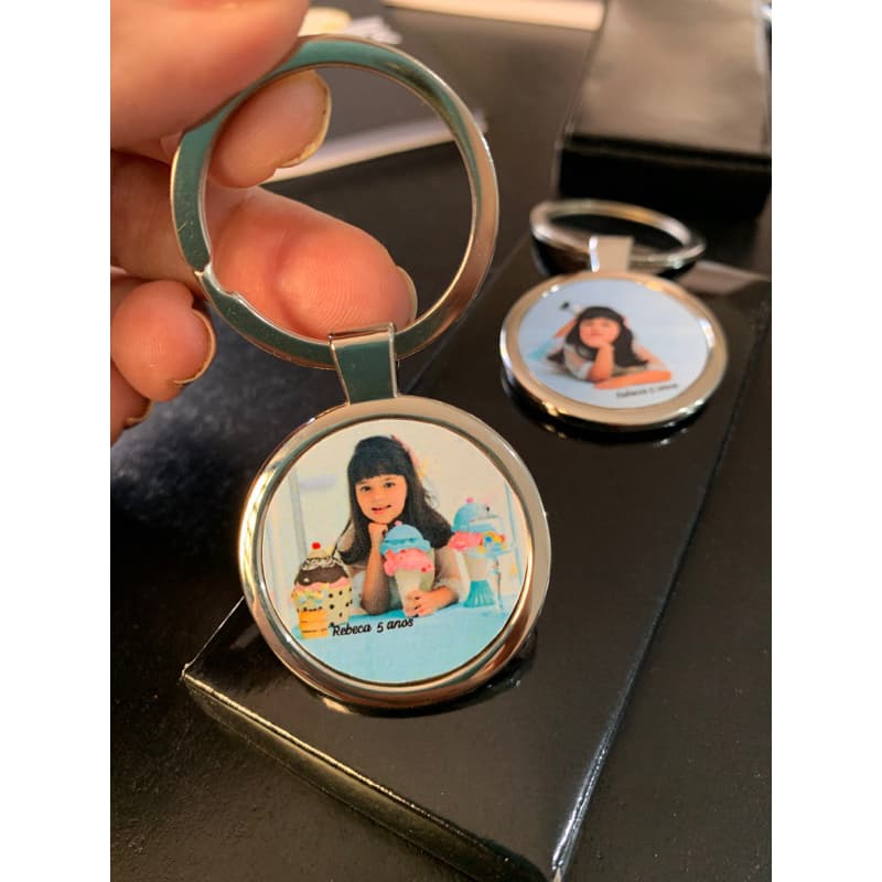 50 Chaveiros Personalizados metal Redondo - 01655