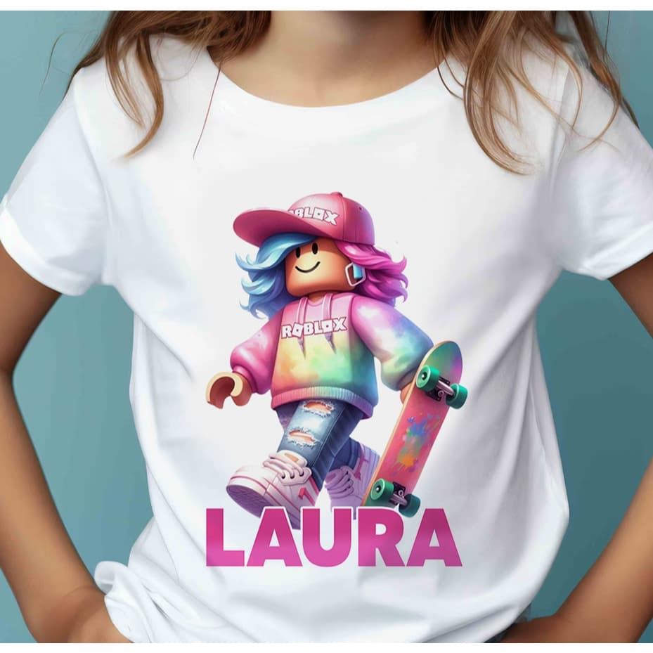Camiseta Roblox infantil personalizada com nome - Menina com skate