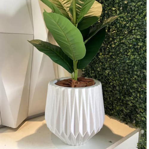 Vaso para plantas decorativo em Polietileno Origami P