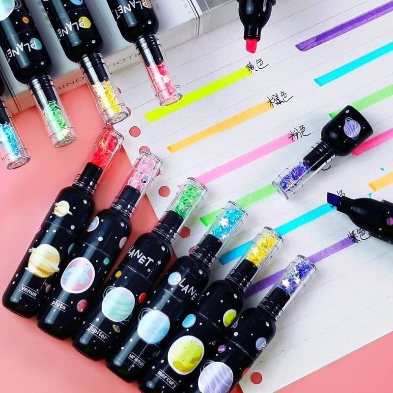 KIT COM Marca texto garrafinhas planeta ou astronauta glitter - Kit com 6 cores Barato