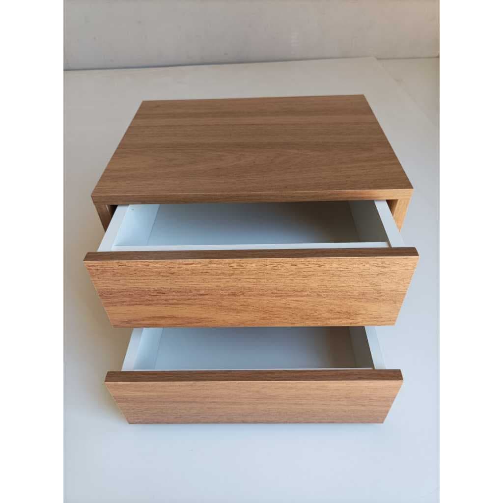 1 Mesa de Cabeceira com 2 Gavetas cor Freijó 40x30x30 100% MDF