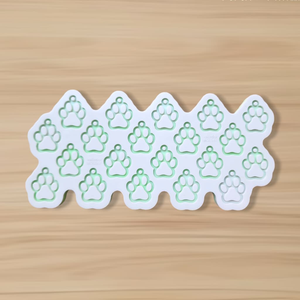 Molde Pata Patinha Vazada (2,5cm) - 20 cavidades - Mini Pingentes - Pet