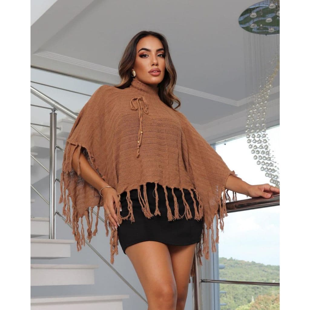 Poncho Tricô Franja Larissa Cacharrel Túnica Meia Estação