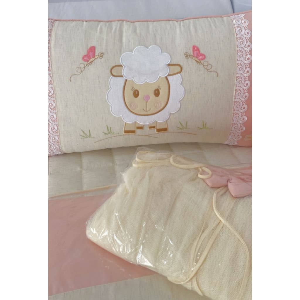 Kit Berço Padrão Americano Lateral Menina Ovelhinha Paris 9 Peças Rose com Linho