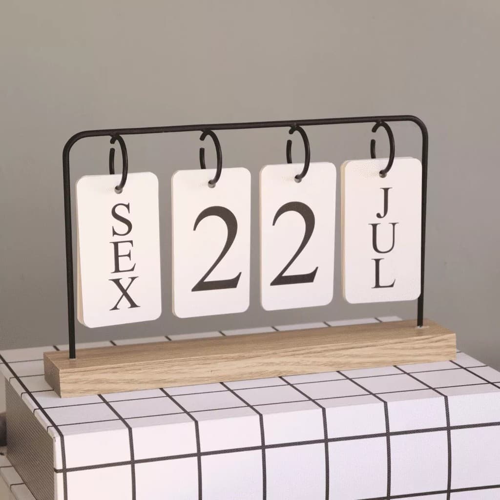 Calendário De Mesa Decorativo Com Plaquinhas Rose Dourado Preto Util Permanente Escritório Utilmix