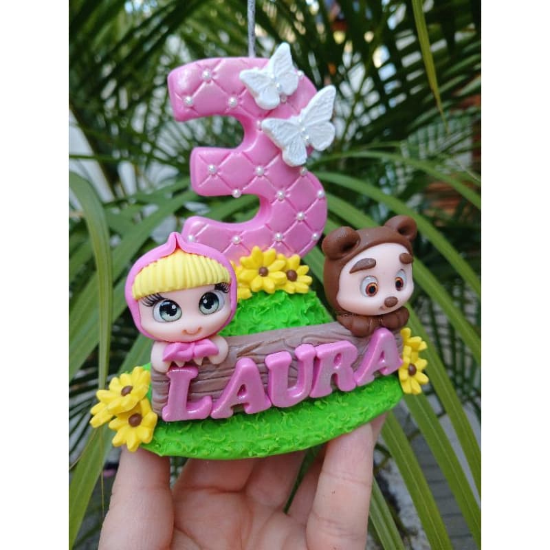 vela personalizada  e temática em biscuit da Masha e o Urso