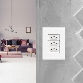 Tomada Tripla linha fácil 10A Modular